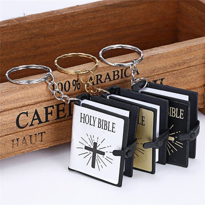 Mini Llavero Biblia en 3 Colores - Accesorio Religioso Perfecto para Cristianos